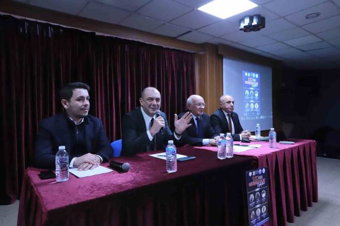 İş Dünyasının Temsilcileri Lise Öğrencileriyle Bir Araya Geldi