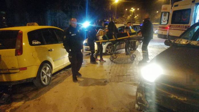 Otomobil İle Motosiklet Kafa Kafaya Çarpıştı: 1 Yaralı