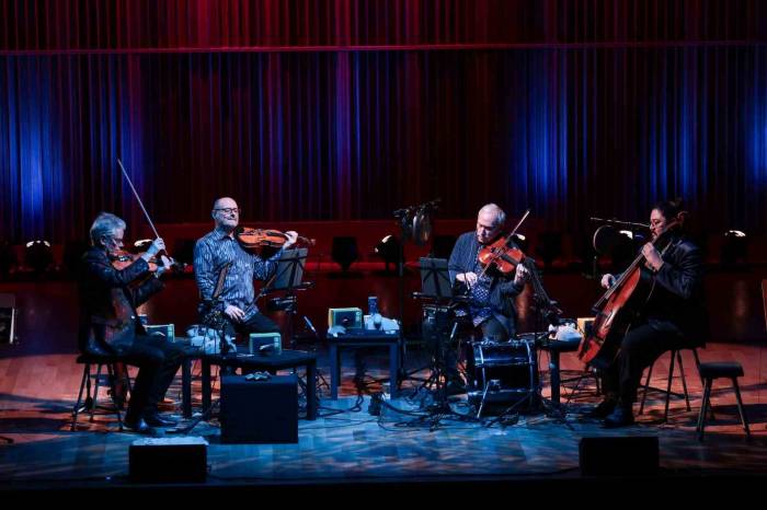 Kronos Quartet’ten İş Sanat’ta Dünya Prömiyeri