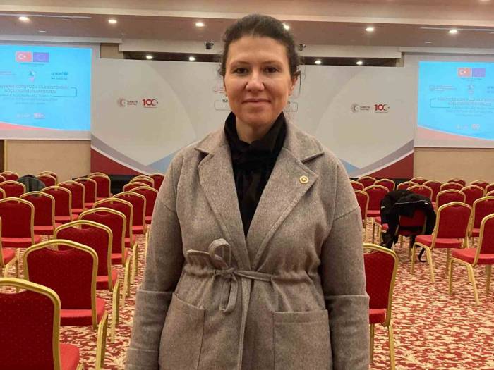 Koruyucu Aile Olan Ak Parti Milletvekili Bölük: “Mutlaka Bu Kararı Almayı Düşünen Varsa Bir Dakika Bile Tereddüt Etmesin”