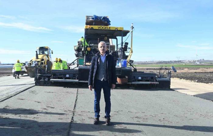 Bakan Uraloğlu: “Halkalı-kapıkule Hızlı Tren Projesi’nin Çerkezköy-kapıkule Arasındaki 153 Kilometrelik Kesimi 2025 Sonunda Bitecek”