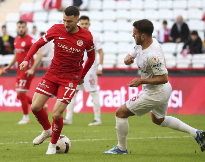 Ziraat Türkiye Kupası: Antalyaspor: 0 - Pendikspor: 1 (İlk Yarı)