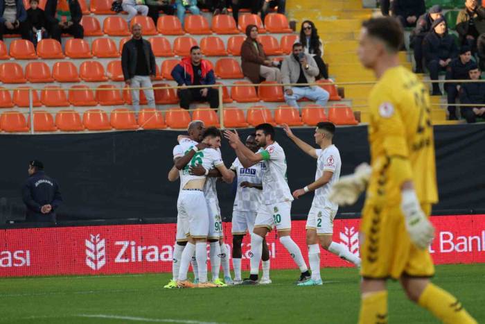Ziraat Türkiye Kupası: Alanyaspor: 1 - Samsunspor: 0 (İlk Yarı)