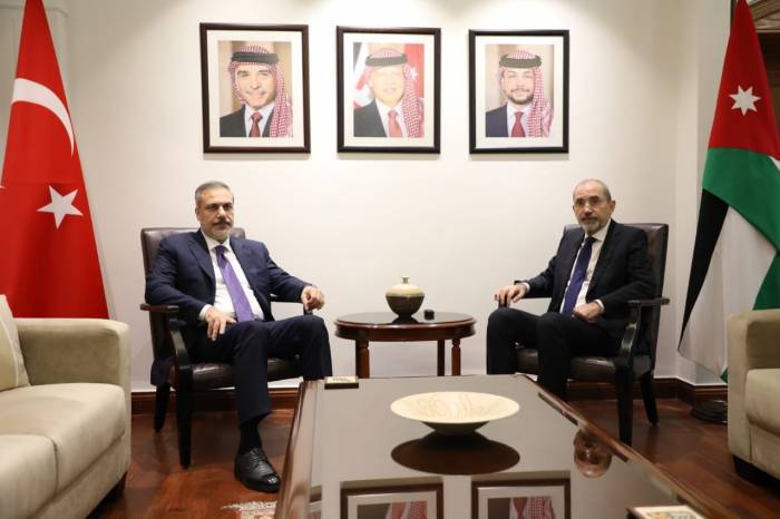 Bakan Fidan, Ürdünlü Mevkidaşı Safadi İle Görüştü