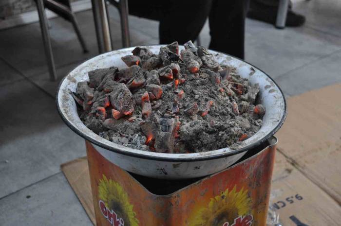 Pideci Esnafından Isınma Sorununa Nostaljik Çözüm