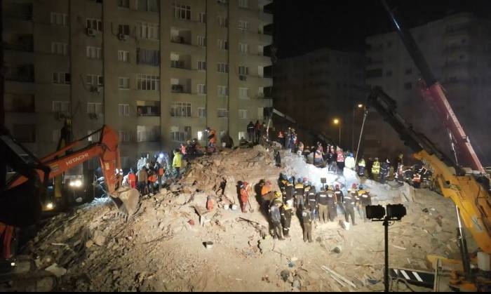 Osmaniye’de 132 Kişiye Mezar Olan Sitenin Betonu Standart Dışı Çıktı