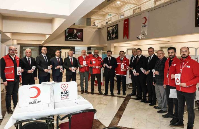 Vali Tavlı’dan ’kan Bağışı’ Çağrısı