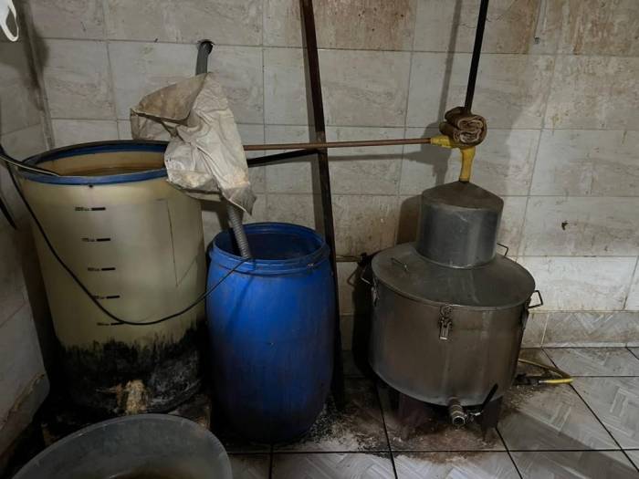 Bursa’da Sahte Alkol Operasyonu