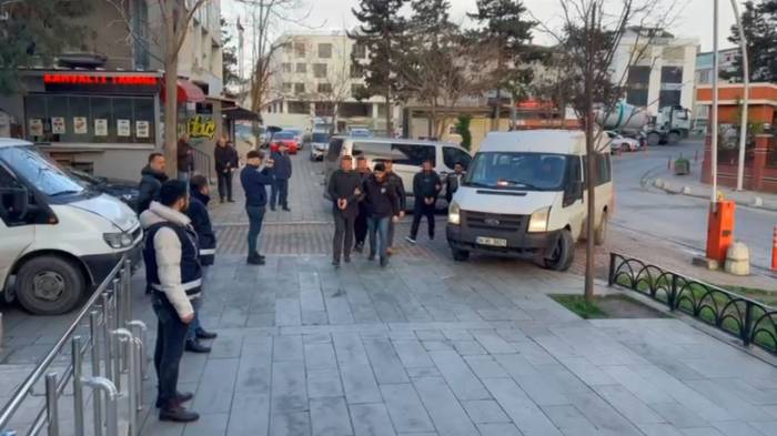 Büyükçekmece’de Gazeteciyi Darp Eden 3 Kişi Tutuklandı