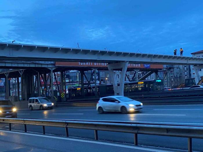 Beşyol Metrobüs Durağı Yenileme Çalışması Mart Ortasına Kadar Devam Edecek