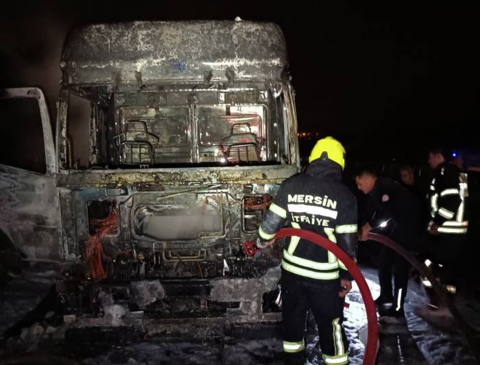 Yakıt Dolu Tanker Yandı