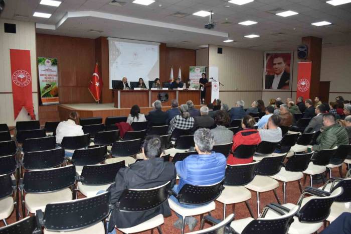 Akdeniz Meyve Sineği Mücadelesi Eğitim Toplantısı Yapıldı