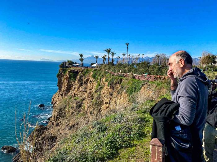 Gözyaşları Arasında Kızını Arayan Baba, Bu Kez Dna Örneği Vermek İçin Geldi
