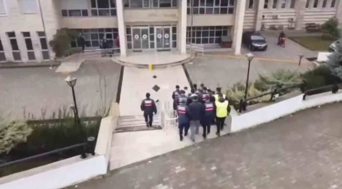 ’mercek-10 Operasyonu’nda 12 Şüpheli Gözaltına Alındı