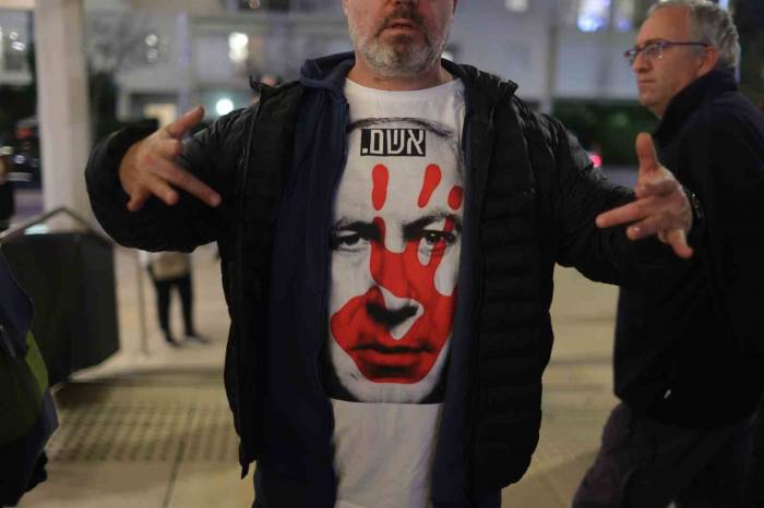 İsrail’de Netanyahu Hükümetini Tepkiler Artıyor