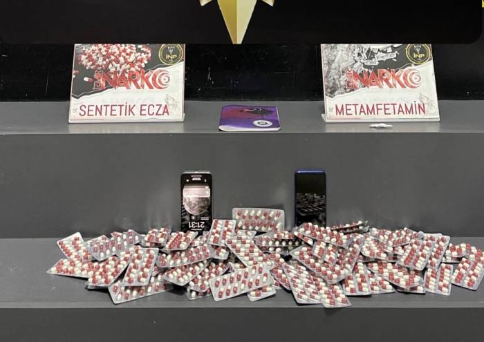 Uyuşturucu Satıcılarına Kabus Gibi Çöktüler: 5 Tutuklama