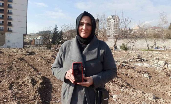 Eniştesinin Ölüm Yıl Dönümünde Ablasını Kaybetti