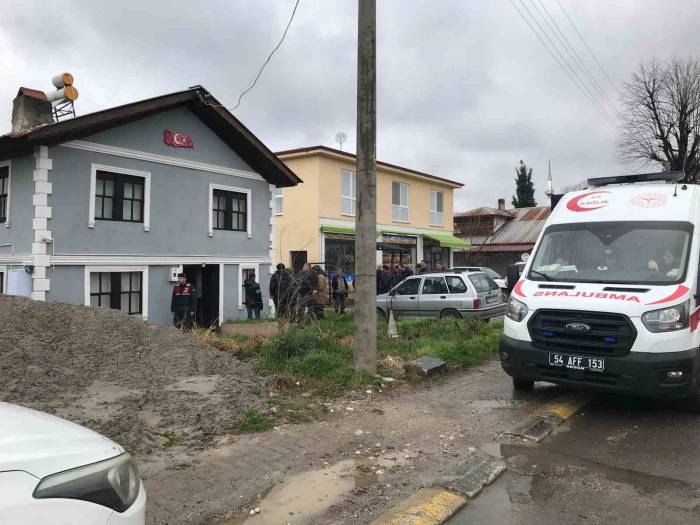 Kendisinden Haber Alınamayan Emekli Polis Evinde Ölü Bulundu