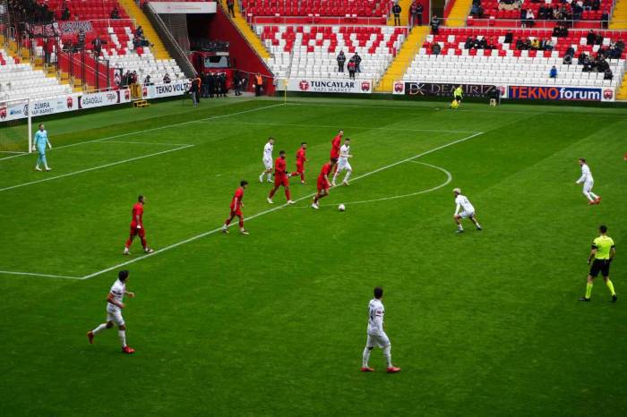 Tff 2. Lig: 24erzincanspor: 2 - Kastamonuspor: 1