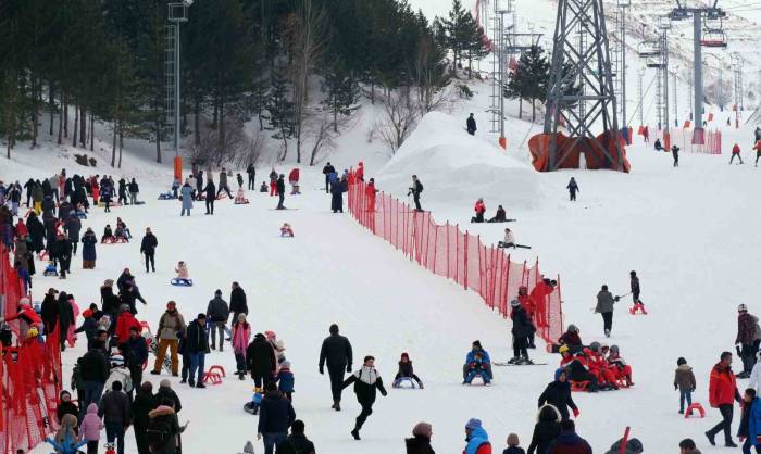 Palandöken’de Sömestr Yoğunluğu