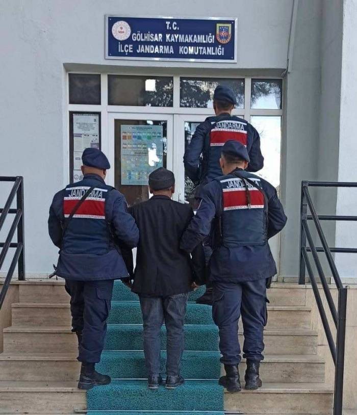 Burdur’da Genel Asayiş Uygulamalarında 9 Aranan Şahıs Yakalandı