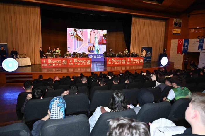 E-spor Turnuvası’nda Final Heyecanı