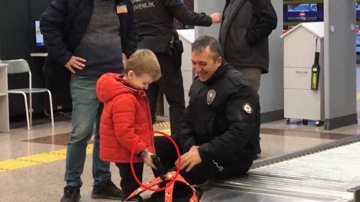 Havaalanı Polisini Şok Eden Olay