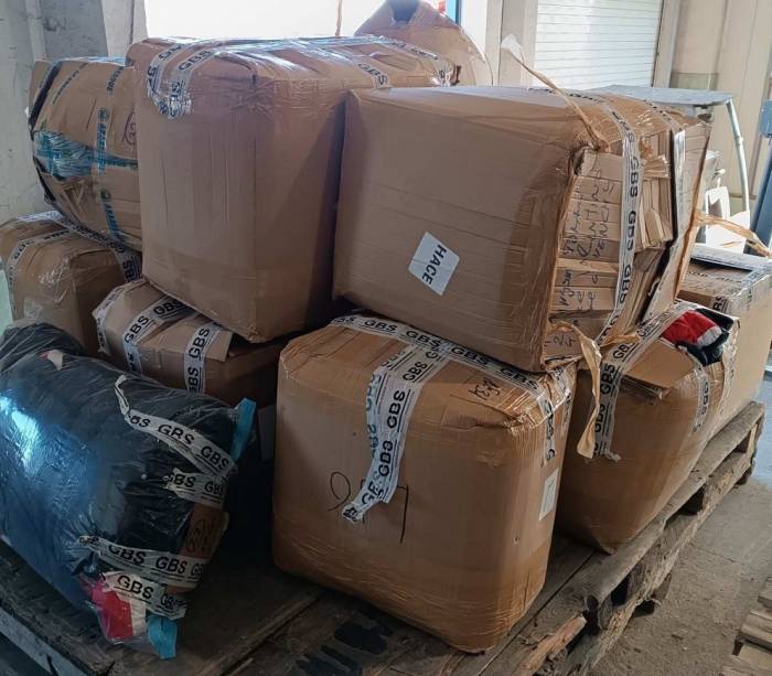 90 Koli Dolusu Markalı Tekstil Ürünleri Gümrükte Yakalandı