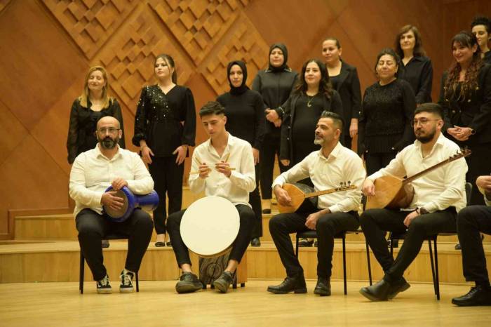 Cso’da Türk Müziği Korosu Rüzgarı