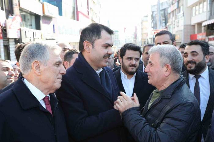 Ak Parti İbb Adayı Murat Kurum, Bakırköy’de Esnafı Ziyaret Etti