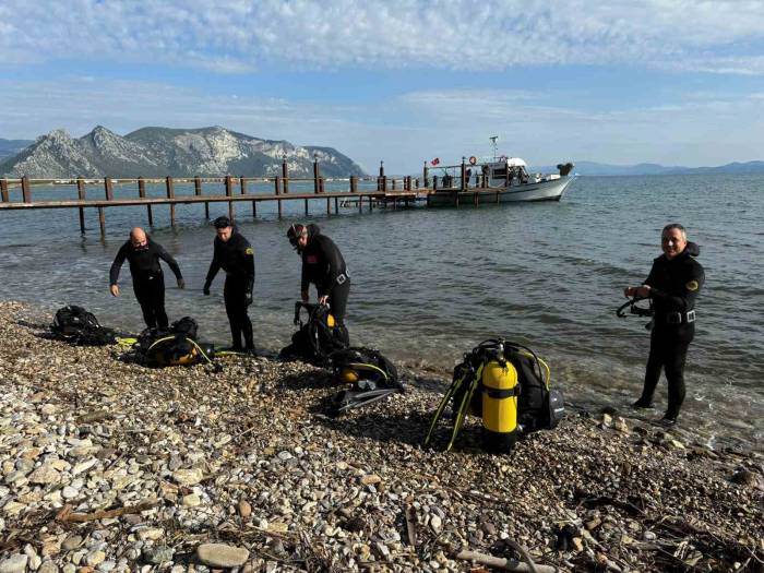 Deniz Dibinde Ekimler Başladı: Posidonia Çayırları Yeniden Hayat Bulacak