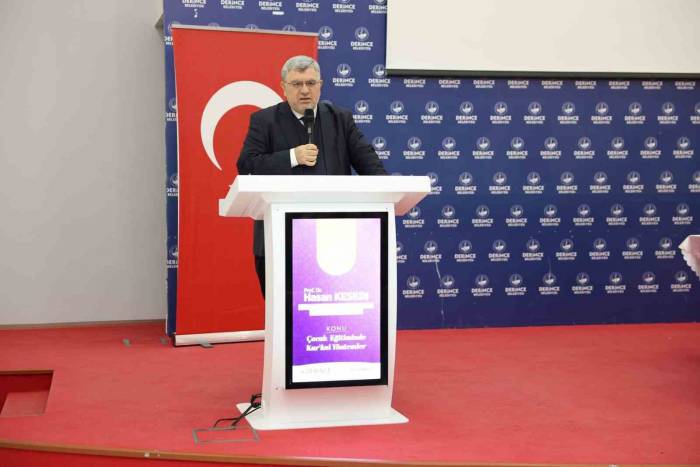 Derince’de Aileler Huzuru Konuşuyor