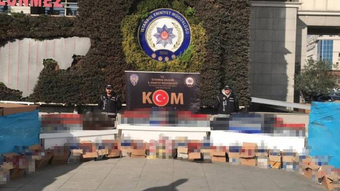 İstanbul’da Sahte İçki Operasyonu: 10 Bin 966 Şişe Sahte İçki Ele Geçirildi