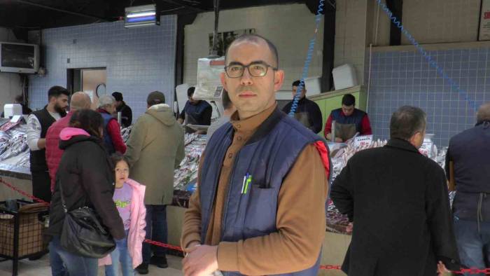 Vatandaşların İlgisi Küçük Balığa