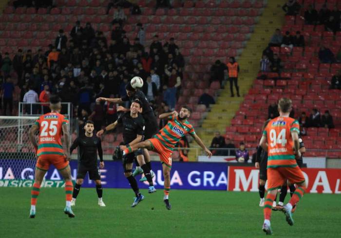 Trendyol Süper Lig: Hatayspor: 1 - Alanyaspor: 1 (Maç Sonucu)