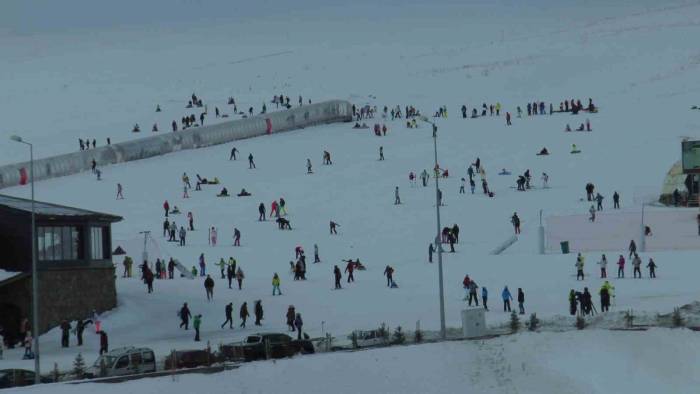 Erciyes’te Hedef 2,5 Milyon Ziyaretçi