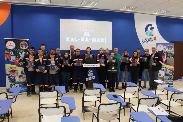 Jandarma Ekiplerinden İşçilere Eğitim