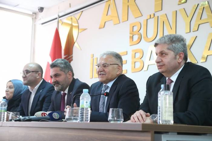 Başkan Büyükkılıç: "Yeni Projelerimiz İle Hiçbir Talebi Geri Çevirmeden Değerlendireceğiz"