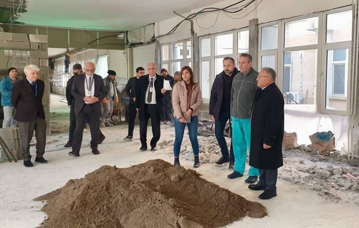 Başkan Büyükkılıç, Üniversite Hastanesi’nde Başlatılan Çalışmaları İnceledi
