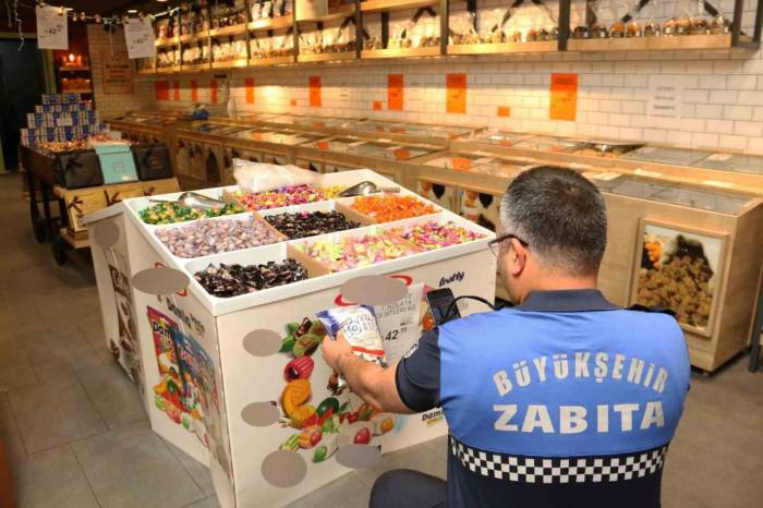 Encümende Tarihi Geçmiş Ürünlere Ceza