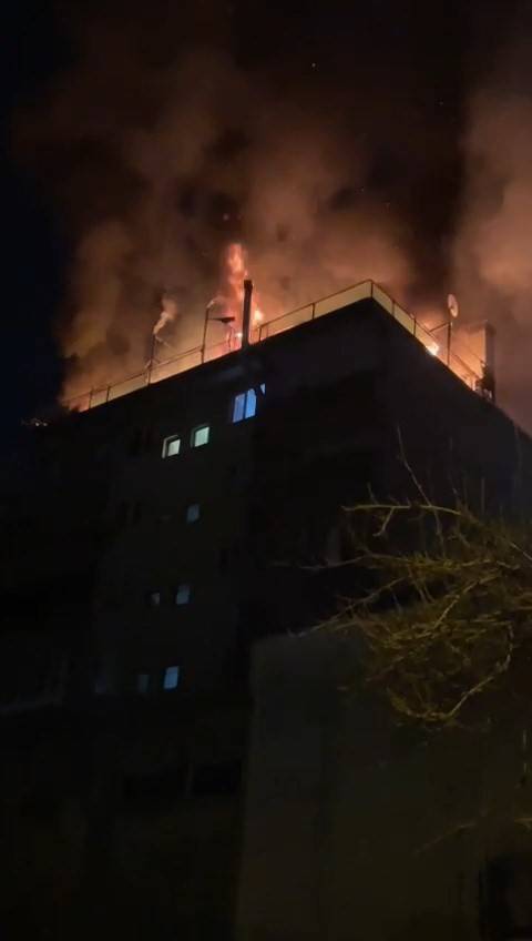 Binayı Ateşe Verdi, Kaçmaya Çalışırken Yakalandı