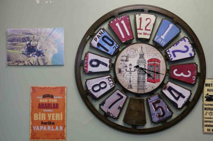 Depremde Hayatını Kaybeden Fenomen ‘Uçan Köfteci’nin Yakınlarından Yürek Burkan Sözler