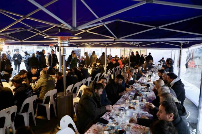 Büyükçekmece Belediye Başkanı Akgün Tecimer Sanayi Sitesi Esnafıyla Bir Araya Geldi