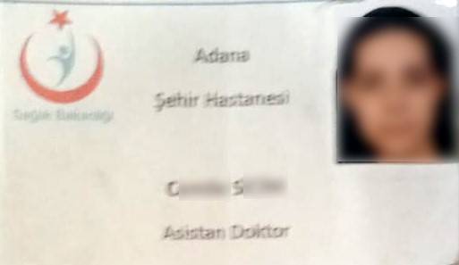 Hastanede İşlerini Kolaylaştırmak İçin Sahte Doktor Oldu