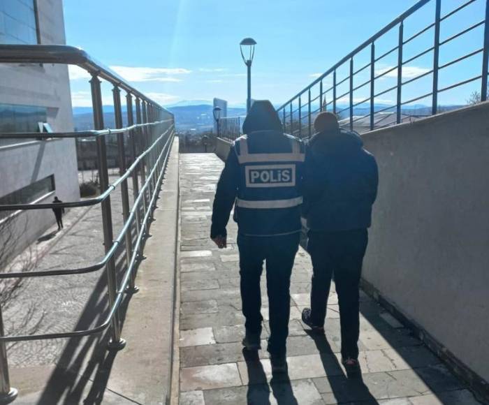 Elazığ’da Haklarında Kesinleşmiş Hapis Cezası Bulunan 5 Zanlı Yakalandı