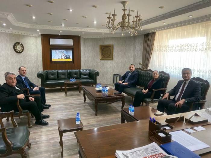 Valilerden Taziye Ziyareti