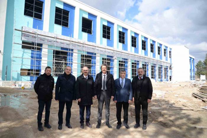 Buu’de Çok Amaçlı Spor Salonu Ve Yüzme Havuzu Açılışında Geri Sayım Başladı