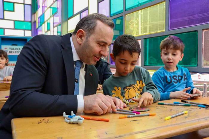 Başkan Tutuk Çocukların Atölye Çalışmalarına Katıldı