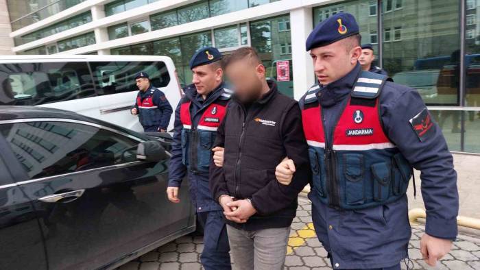 Oto Lastikçide Ele Geçen Uyuşturucuyla İlgili Bir Kişi Tutuklandı