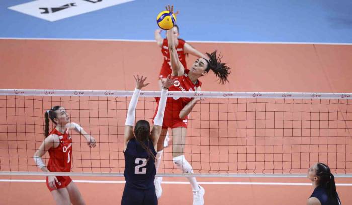 20 Yaş Altı Kadın Voleybol Milli Takımı Finalde